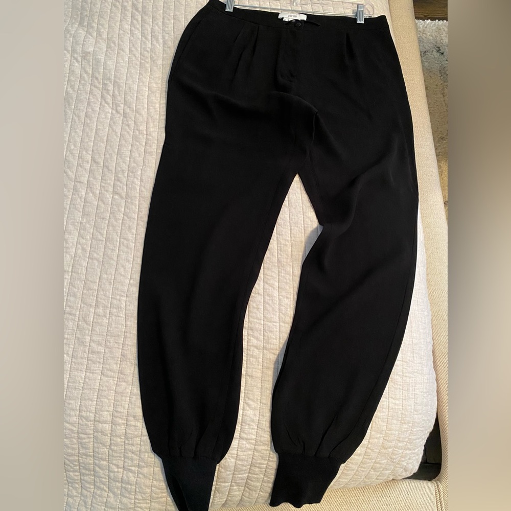 Per Se Black triaceyate/poly lantern pant tie waist